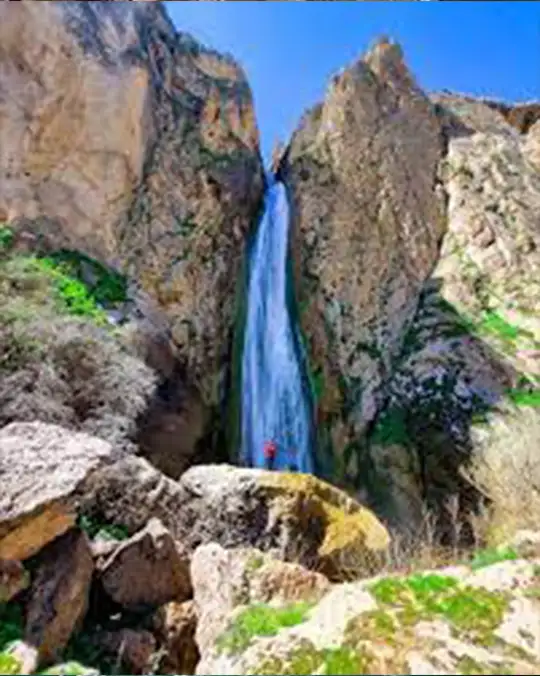 تور یک روزه طبیعت گردی 🌲 آبشار پاقلعه استان فارس